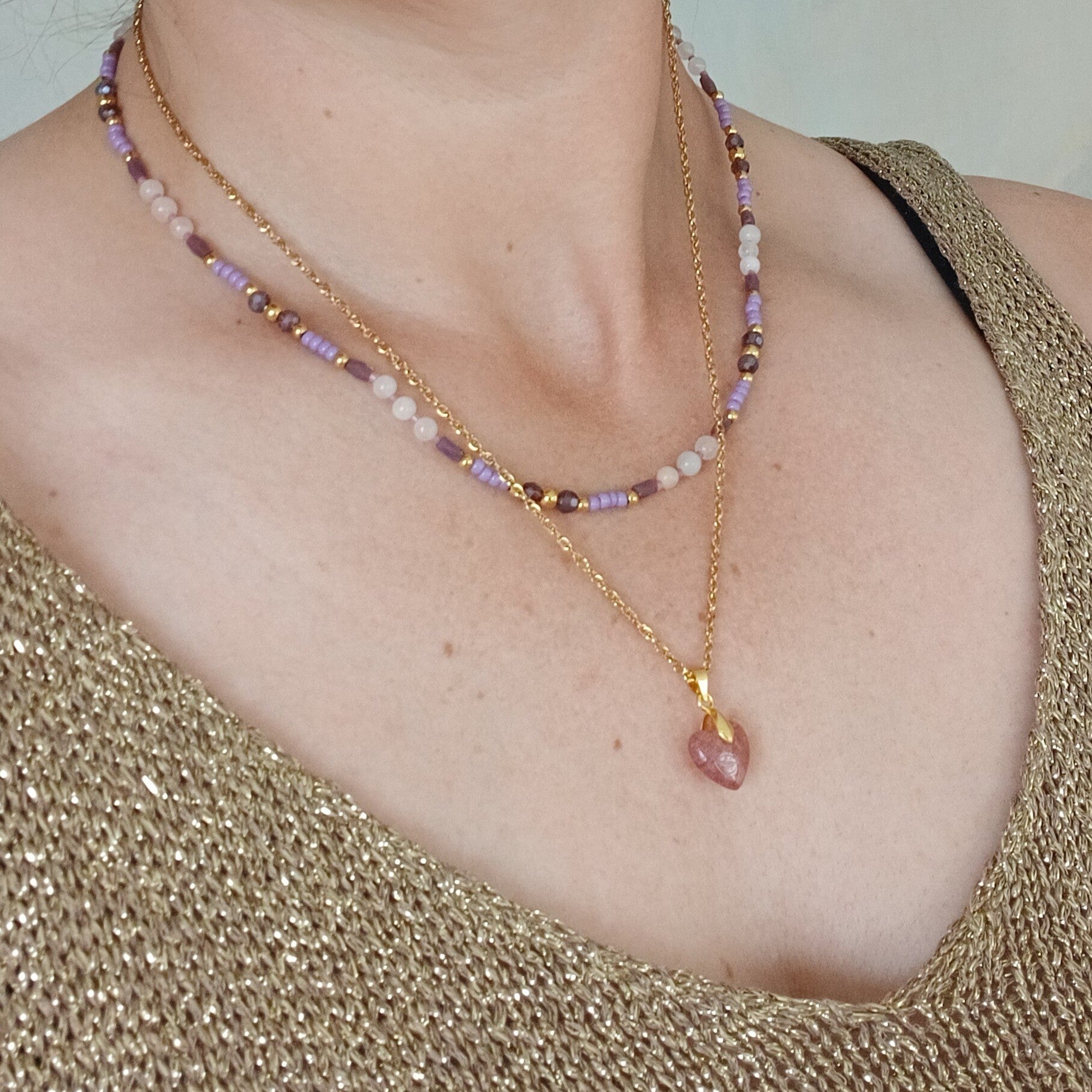 Rozenkwarts ketting lila en goud kralen