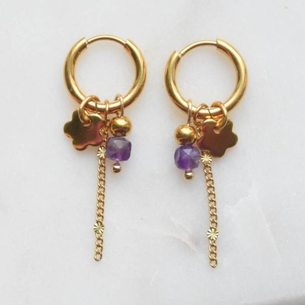 Amethist oorbellen met hangertjes goud