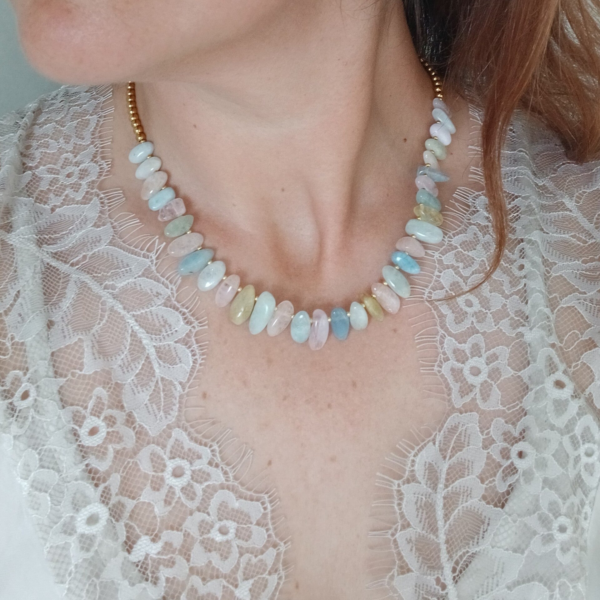 Morganiet ketting pastelkleuren goud