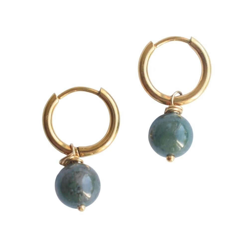 Groene oorbellen edelsteen mosagaat goud