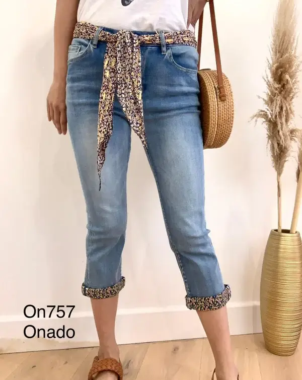 Belted 3/4 Jeans