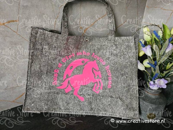 Vilttas : Just a girls who loves horses