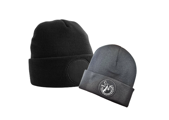 Mutsen in diverse keuren met bedrukking of borduring. Bij Ervip Almelo