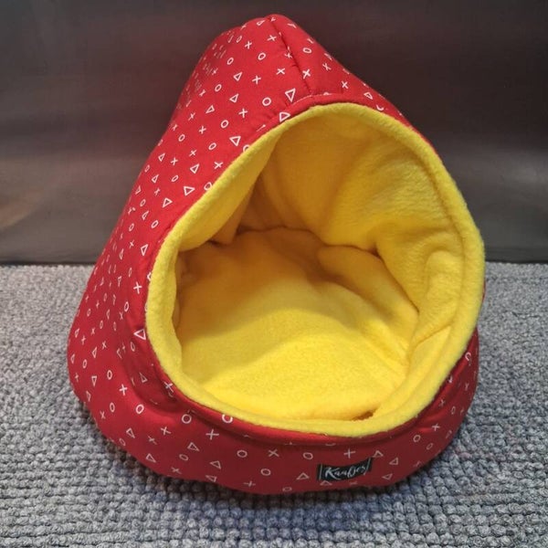 XL-Theemuts: Rood printje / Geel