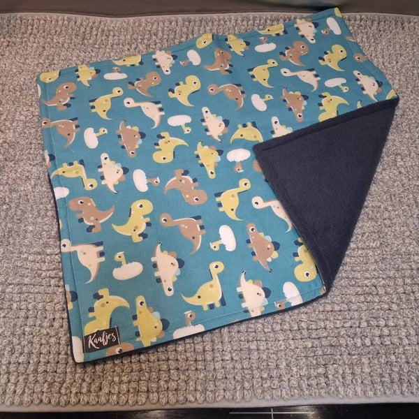 Knuffellap: Dino's / Navy