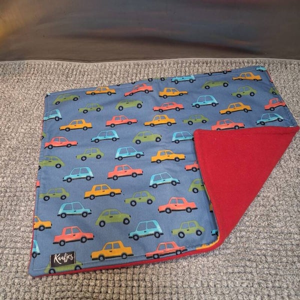 Knuffellap: Auto's / Rood