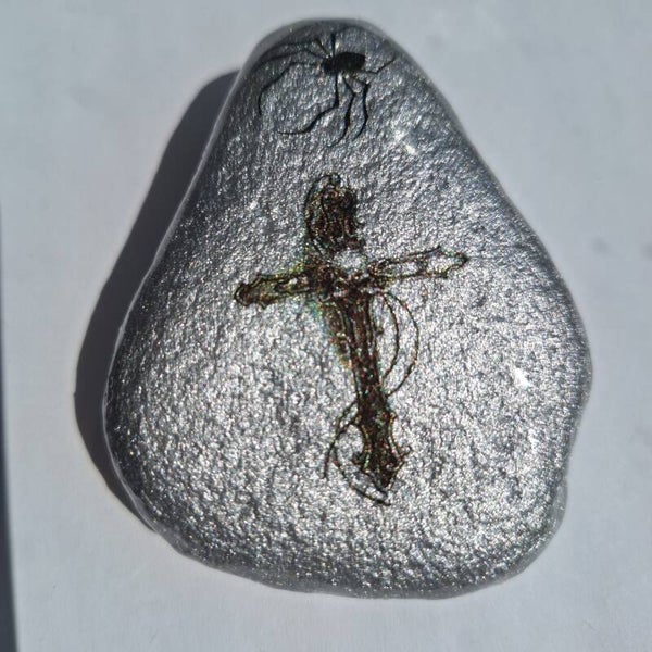 Skull Cross & Spider - Pebble Art