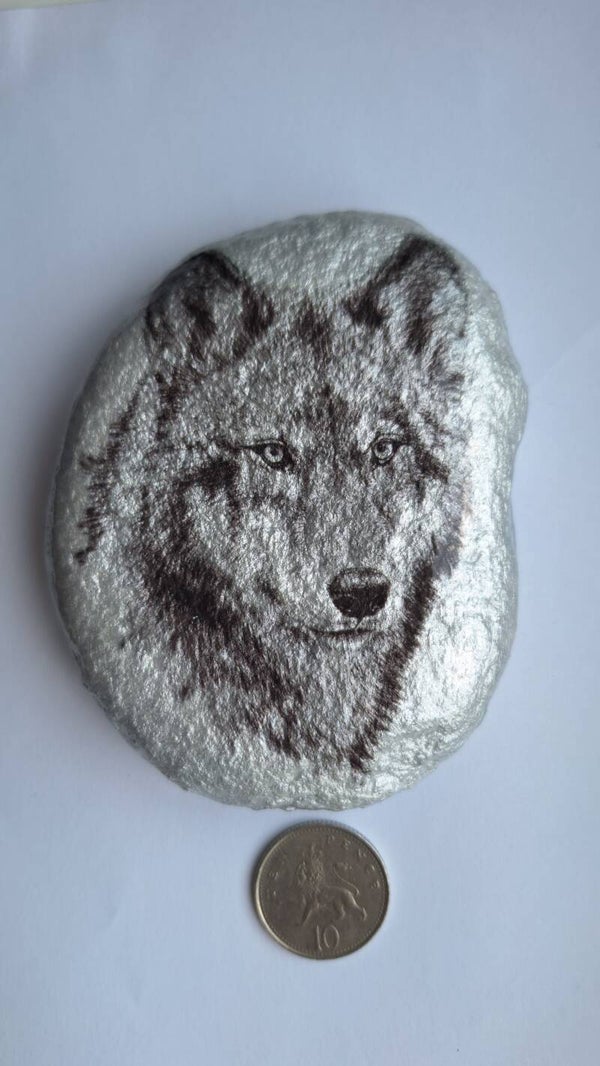 Wolf - Pebble Art