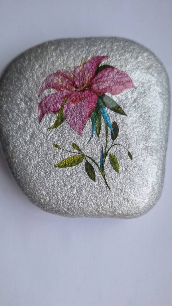 Pink Lily - Pebble Art