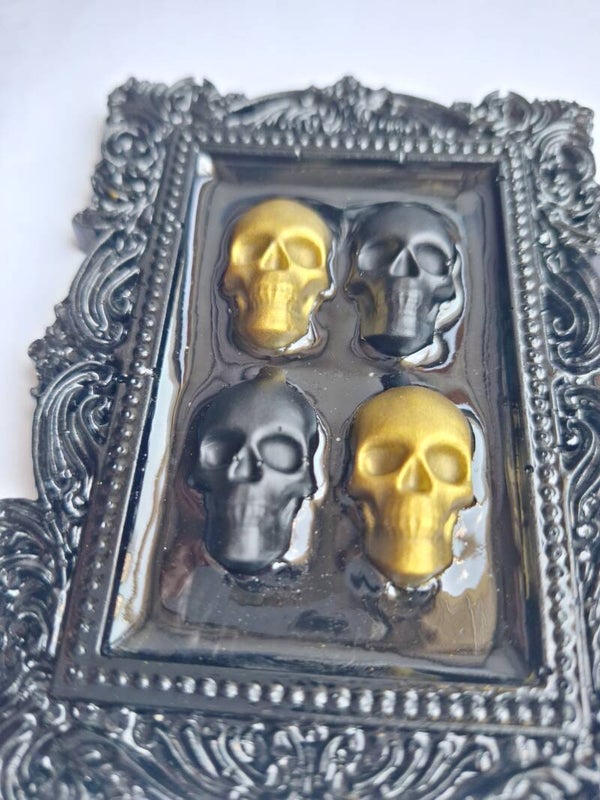 4 Skulls Wall Filler 3D - Resin Art