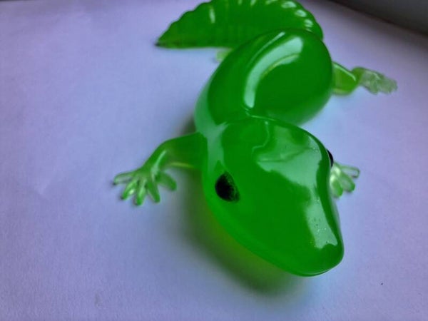 Glow In The Dark Gecko 3D Figure - Resin Art