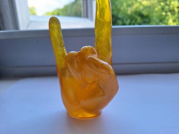 Rock On Hand Figure 3D - Resin Art