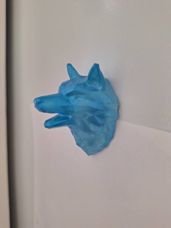 Blue Wolf Bust 3D Magnet - Resin Craft