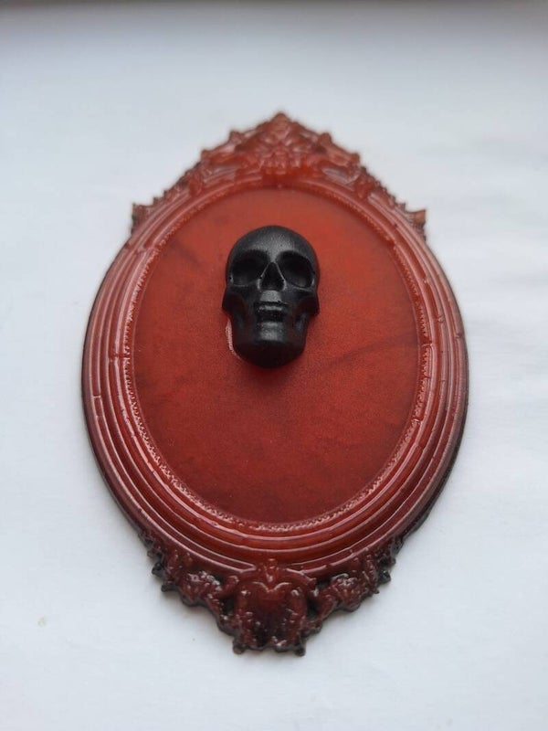 Black Skull Red Wall Filler - Resin Art