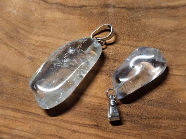 Prasioliet edelsteenhanger met geboord oogje