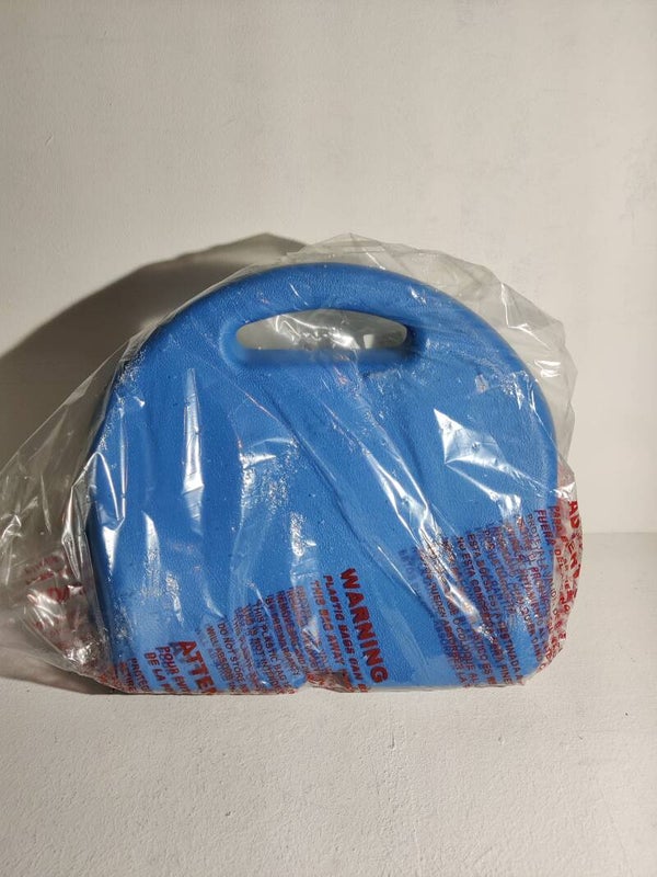 Pelican Backrest Azure Blue Rainbow