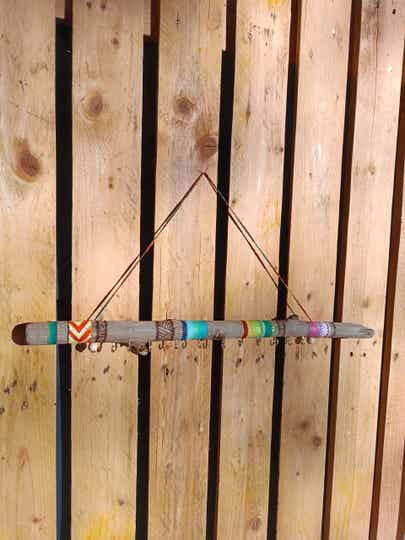 Branche à bijoux, à clés