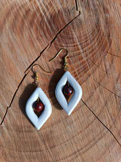 Boucles d'oreilles en bois et pierres naturelles