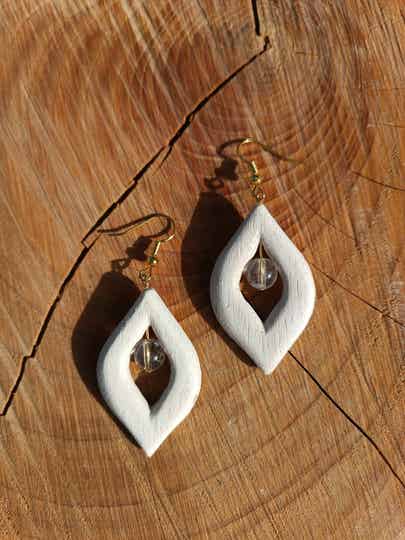 Boucles d'oreilles en bois et pierres naturelles