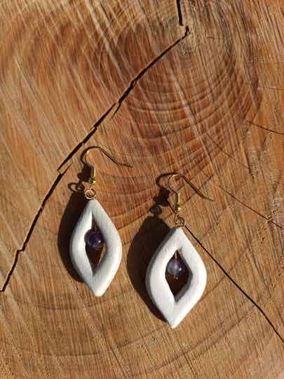 Boucles d'oreilles en bois et pierres naturelles