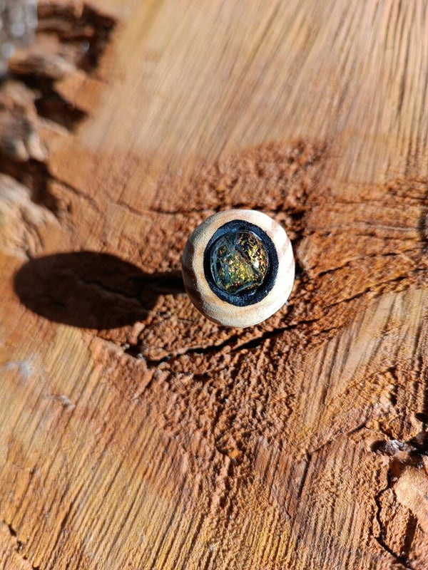 Bague en bois et verre