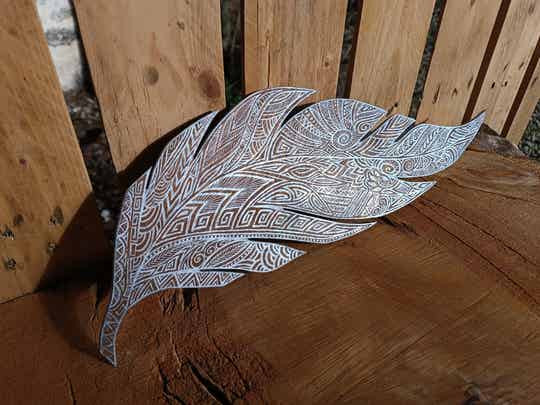 Plume en bois