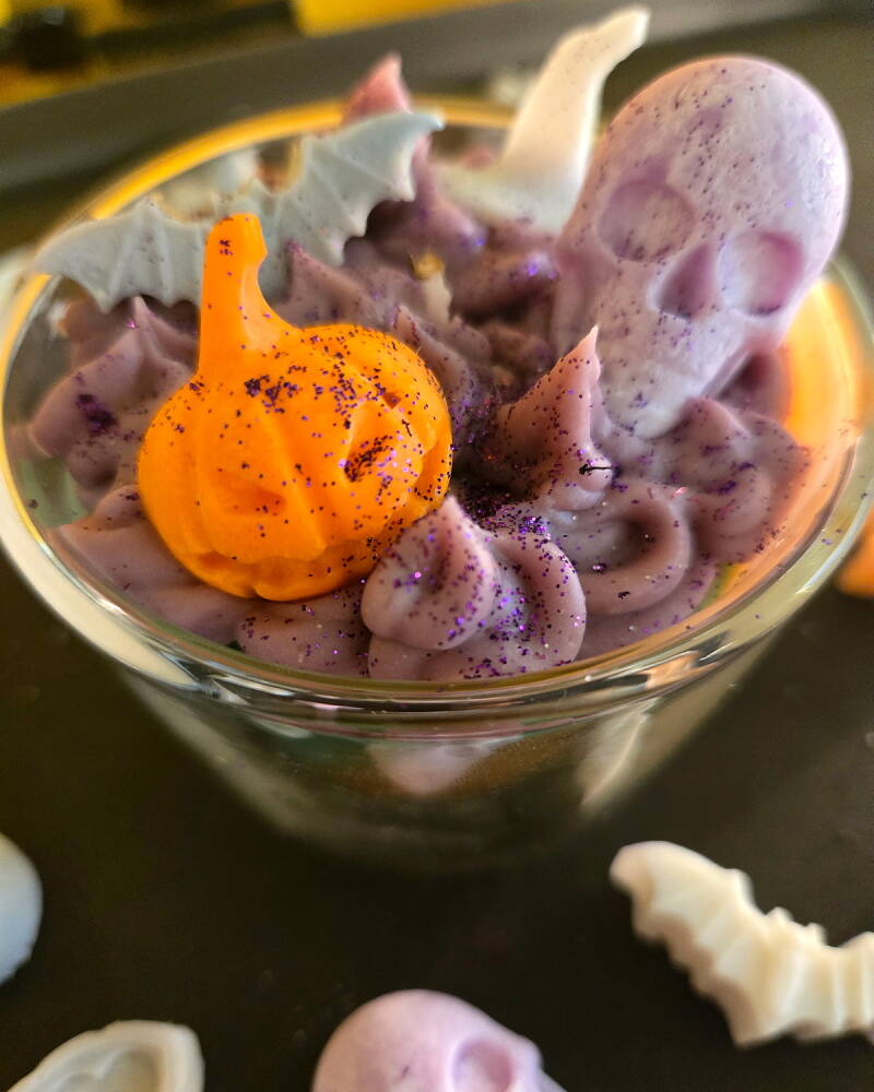 02_halloween_candle_purple-standard-2illcg.jpg