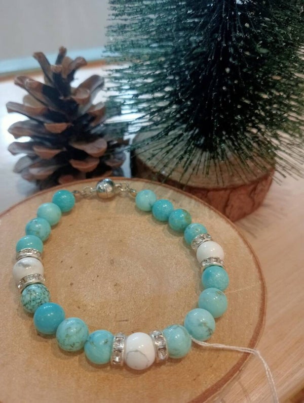 Bracelet turquoise howlite fermoir aimant