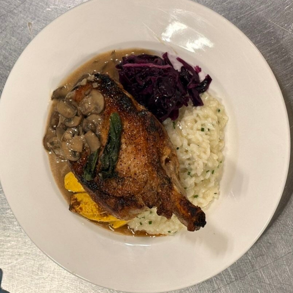 Braised Chicken Leg Chasseur