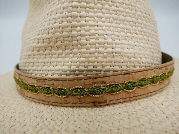 Hoedenband. Kurkleer. groen.