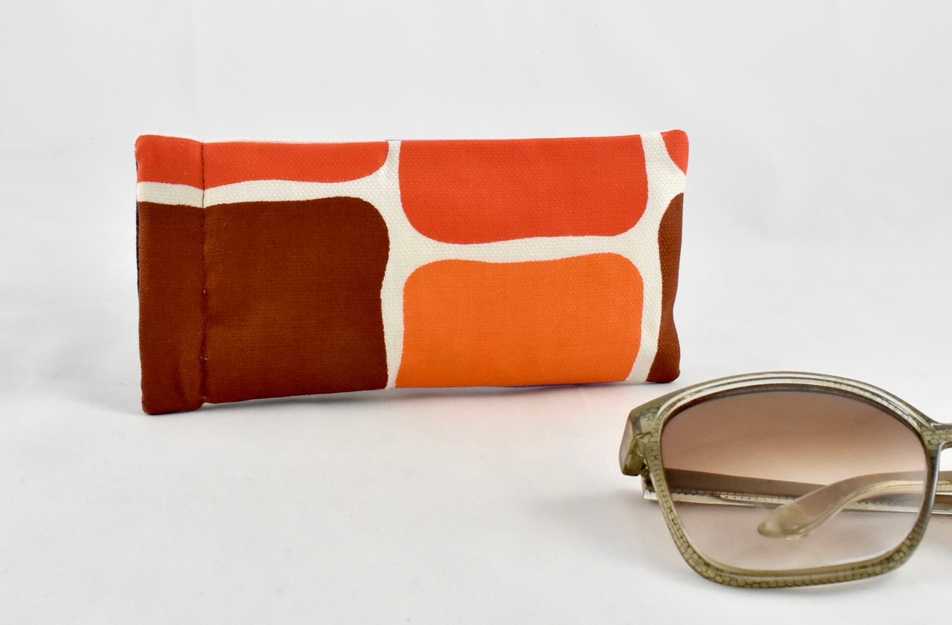 Schwesterchen Briletui