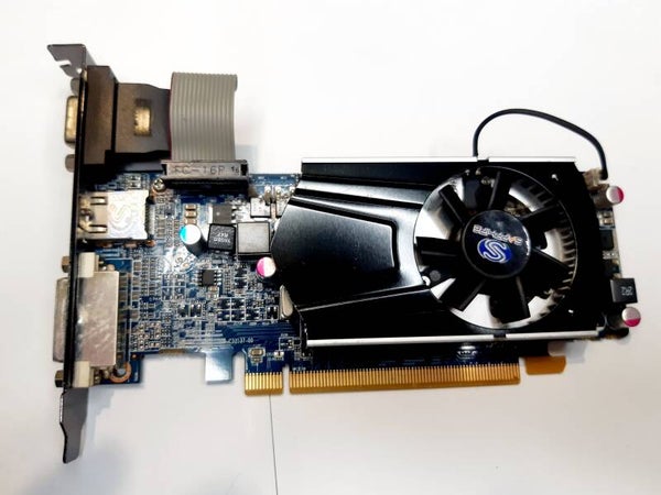 Carte graphique SAPPHIRE HD6570 299-AE193-000SA 1GB VGA DVI HDMI