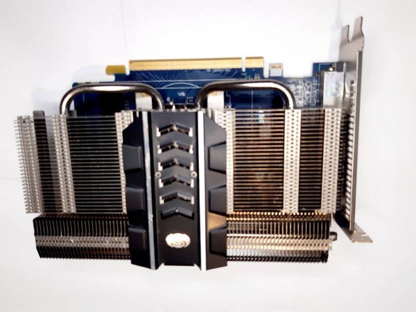 Carte graphique SAPPHIRE ULTIMATE HD7750 299-1E213-100SA 1GB DVI HDMI DP