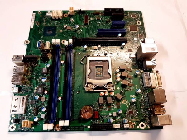 Carte mere FUJITSU D3617-A15 GS 1 W26361-W4611-Z3-07-36 sans plaque