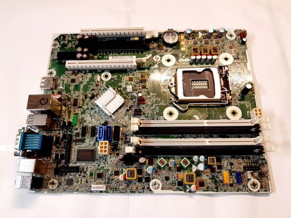 Carte mere HP 748612-001 748493-001 REV 0L sans plaque RP5810