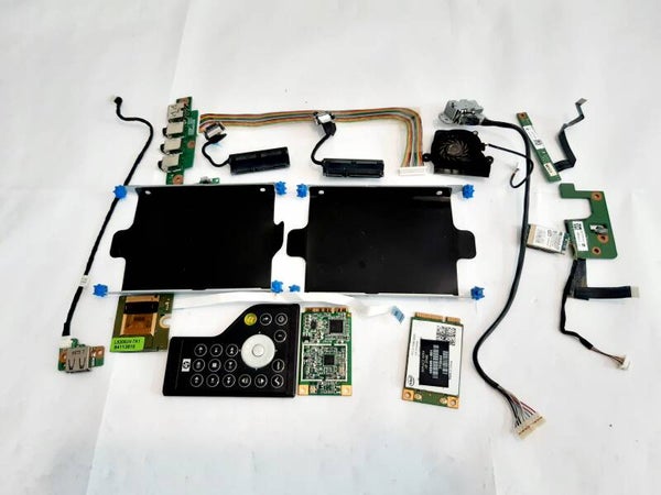 Lot de pieces 01707 HP HDX18 X18-1050ef
