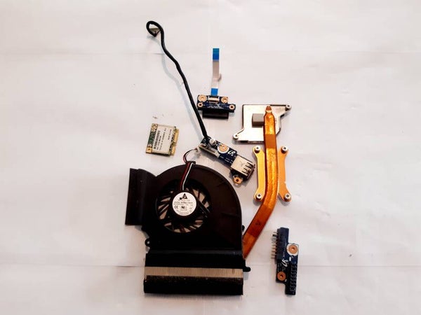 Lot de pieces 01721 SAMSUNG NP-R730-JA01FR