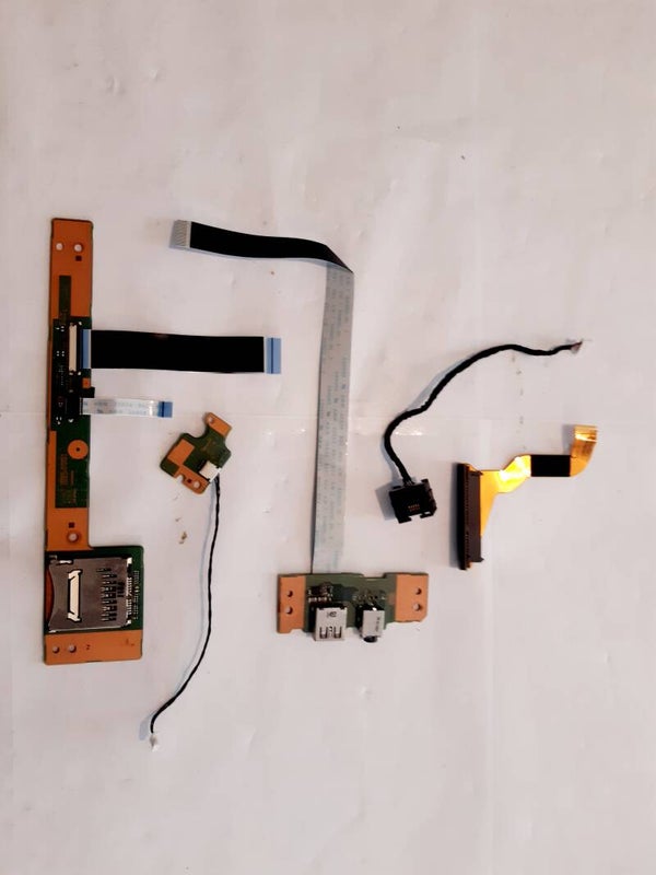 Lot de pieces 01733 TOSHIBA SATELLITE PRO A50-C-255