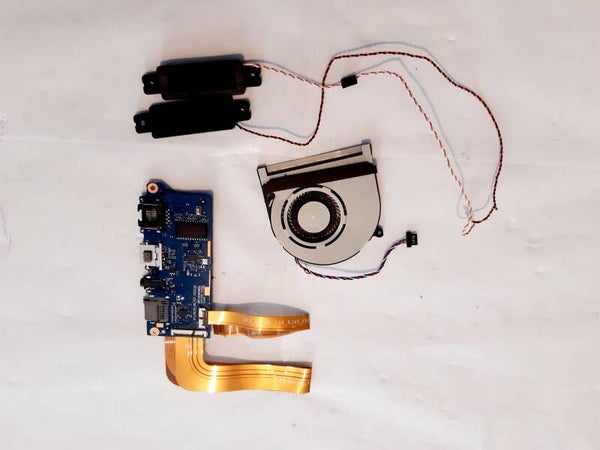 Lot de pieces 01741 TOSHIBA SATELLITE PRO C50-E-11K