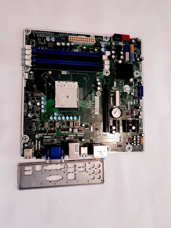 Carte mere HP 700846-001 696333-001 REV 0M MS-7778 VER 1.0 socket FM2