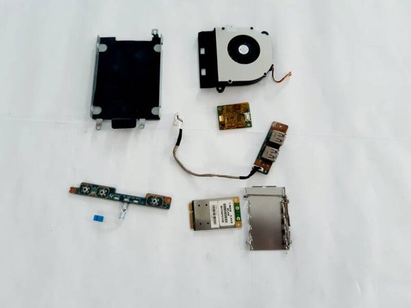 Lot de pieces 01744 Sony VAIO PCG-7134M
