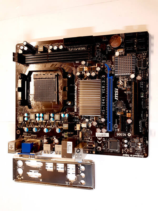 Carte mere MSI 760GM-P23 (FX) MS-7641 VER 3.0 socket AM3B
