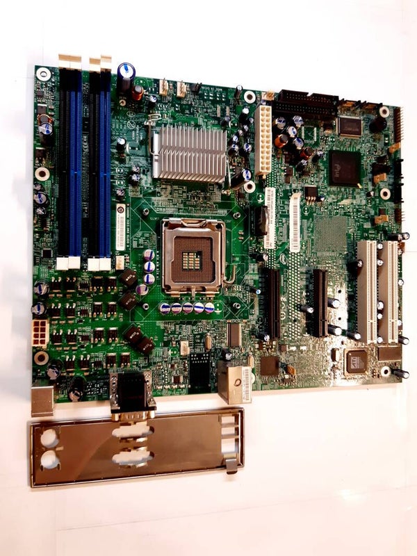 Carte mere INTEL D52072-207 S3000AH socket 775