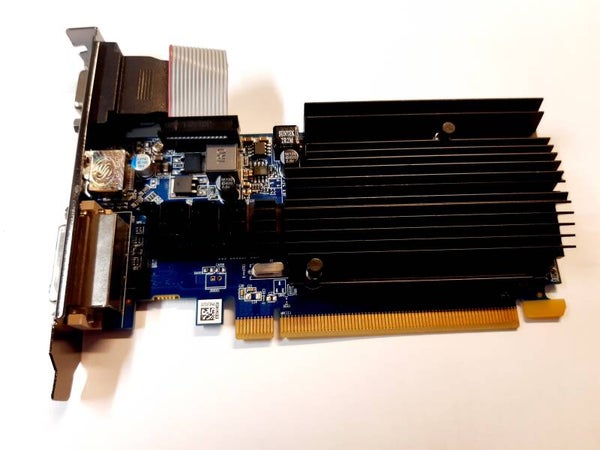 Carte graphique SAPPHIRE HD6450 299-JE164-140SA 1GB VGA DVI HDMI