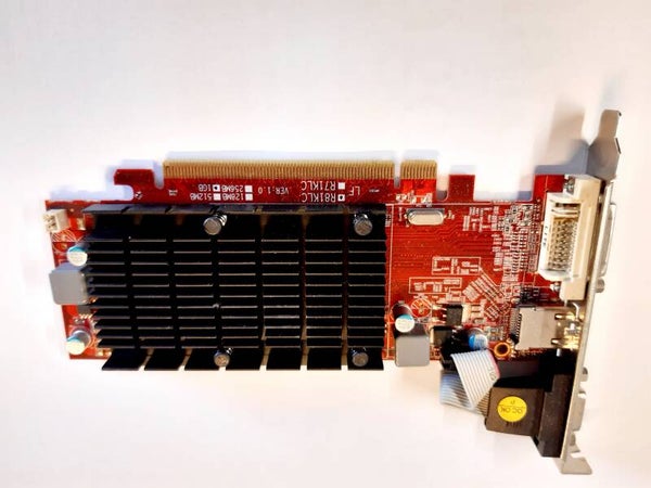 Carte graphique CLUB 3D Radeon HD 5450 CGAX-54524LI 1GB VGA DVI HDMI