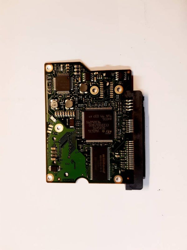 PCB 103654 100535704 REV B SEAGATE ST3250318AS 9SL131-036 CC46 TH-0G998R