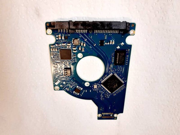 PCB 201868 100729420 REV B SEAGATE ST500LM021 PN 1KJ152-020 FW 0002YXM1 Site WU
