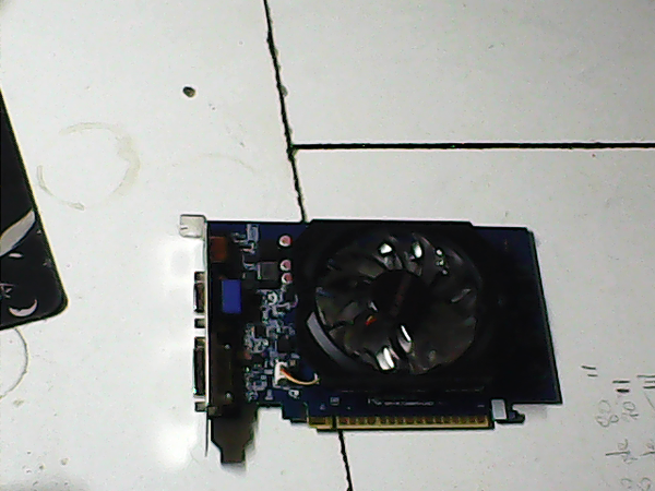 Carte graphique GIGABYTE GV-N730D5-2GI 2GB VGA DVI HDMI