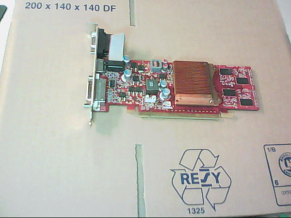 Carte graphique HP 533212-001 TOPIATX-10-M02 GT220 1GB VGA DVI HDMI