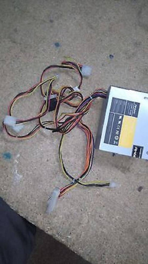 Alimentation ANTEC SU-300 300W